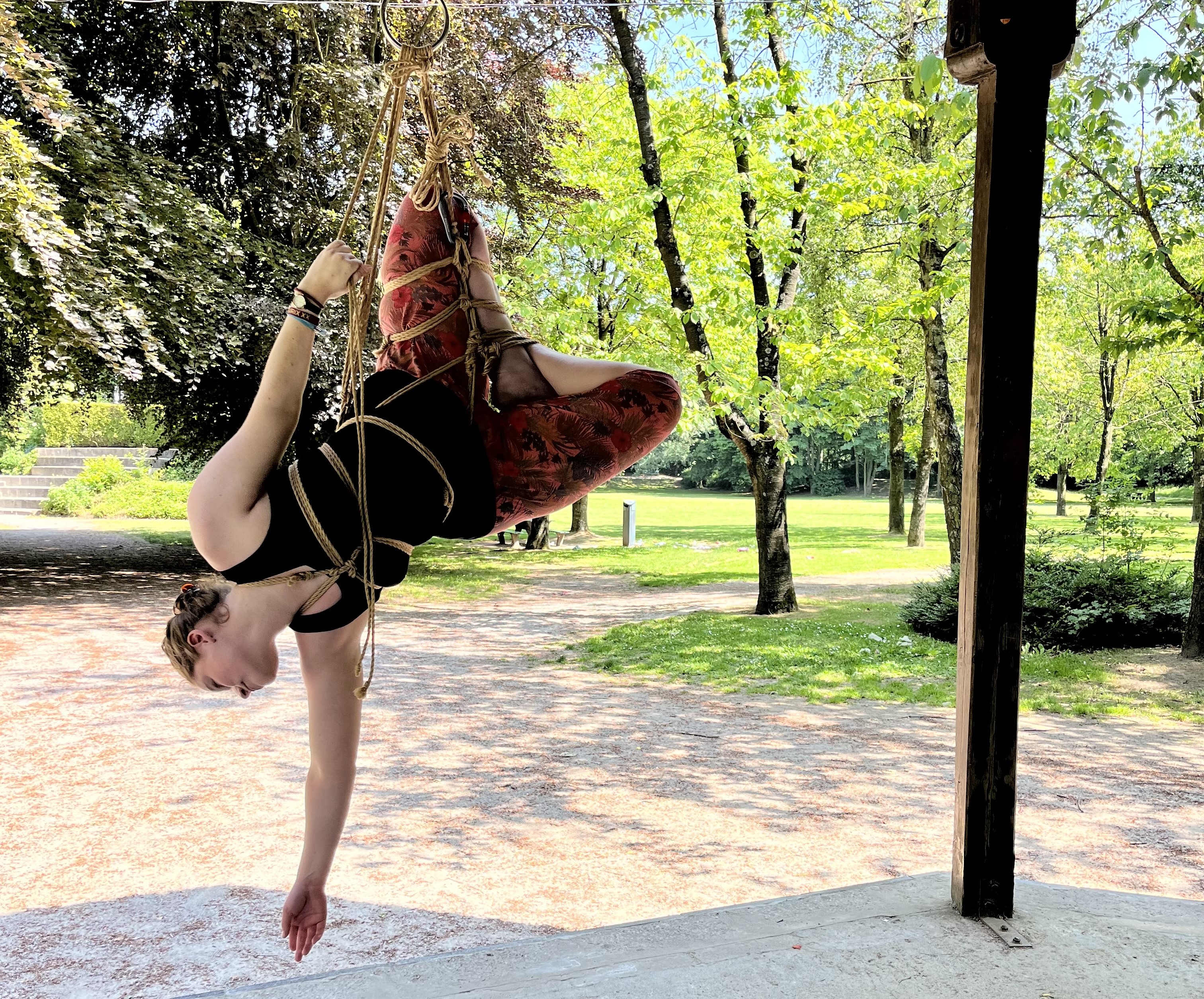 Selftying Suspensions